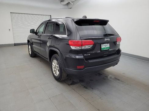 Used 2018 Jeep Grand Cherokee Laredo image 5