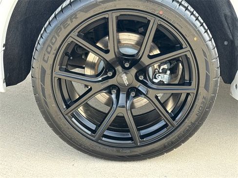 Used 2018 Dodge Durango GT image 9