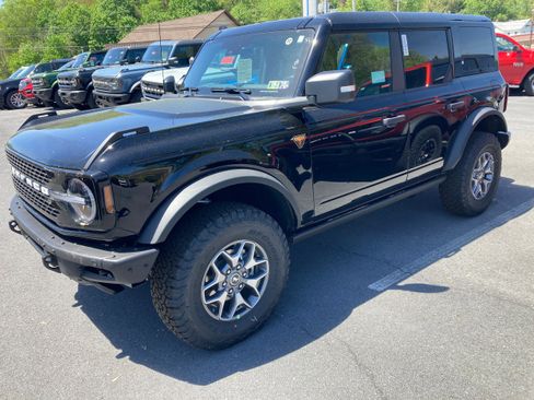 New 2025 Ford Bronco Badlands image 23