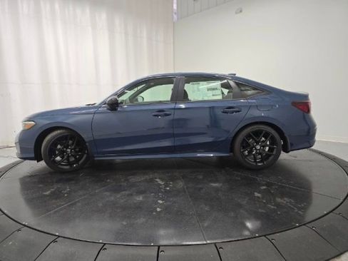 New 2026 Honda Civic Sport image 17