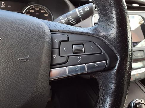 Used 2020 Cadillac XT4 Sport image 17