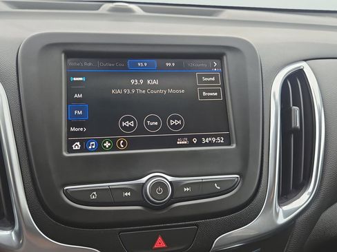 Used 2021 Chevrolet Equinox LT image 24