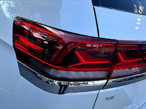 New 2026 Volkswagen Atlas SE image 14