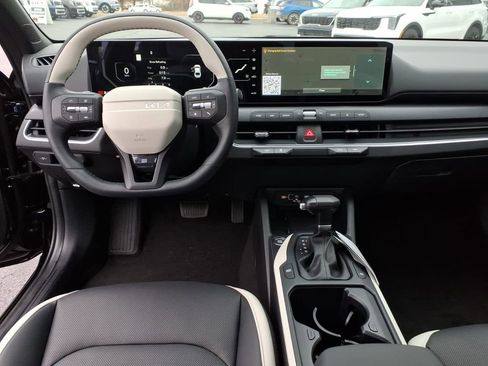 New 2026 Kia K4 GT-Line w/ GT-Line Premium Package image 9