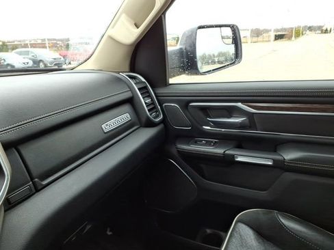 Used 2019 RAM 1500 Laramie image 13