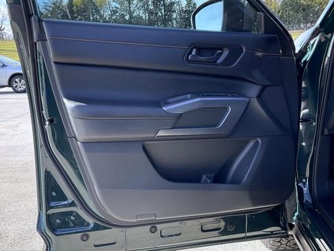 Used 2024 Nissan Pathfinder Rock Creek image 9