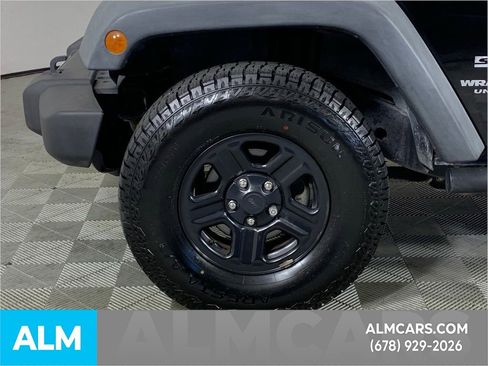 Used 2016 Jeep Wrangler Unlimited Sport w/ Connectivity Group image 17