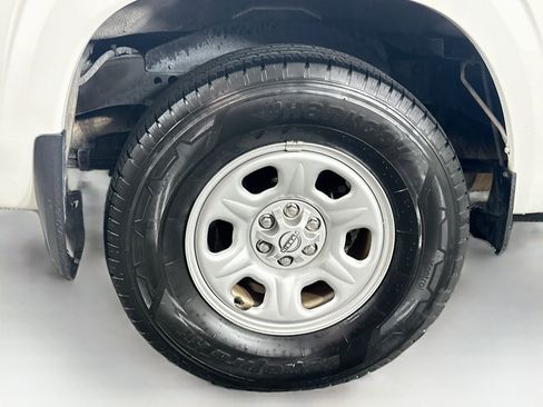 Used 2023 Nissan Frontier S w/ Technology Package RWD image 11