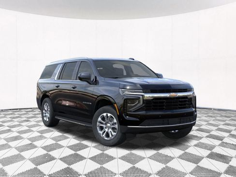New 2026 Chevrolet Suburban LS image 12