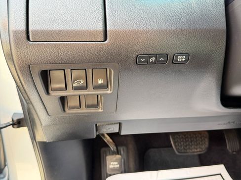 Used 2010 Lexus RX 450h AWD image 19
