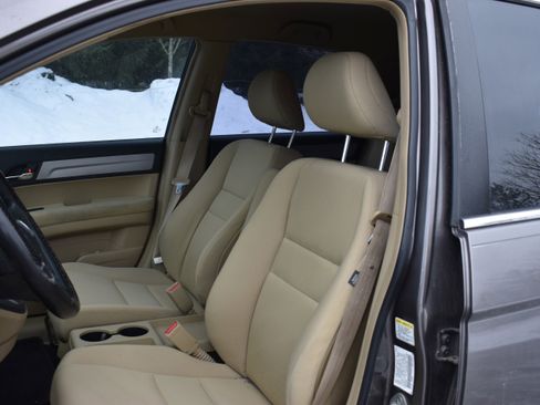 Used 2010 Honda CR-V LX image 3