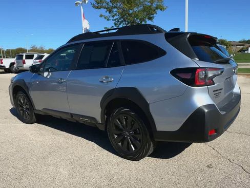 Certified 2025 Subaru Outback Onyx Edition image 6