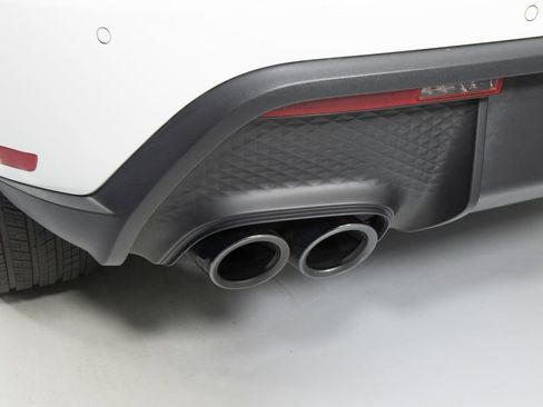Certified 2026 Porsche Macan AWD/4WD image 41