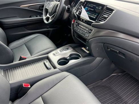 Used 2023 Honda Passport EX-L image 18