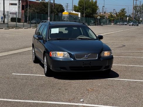 Used 2007 Volvo V70 2.4 FWD image 16
