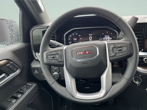 New 2026 GMC Sierra 1500 Elevation AWD/4WD image 10