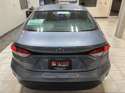 Used 2023 Toyota Corolla LE image 3