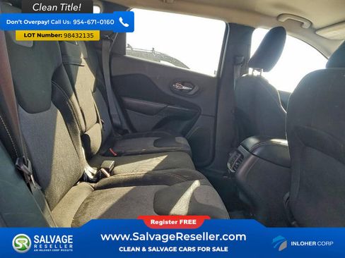 Used 2014 Jeep Cherokee Latitude image 15