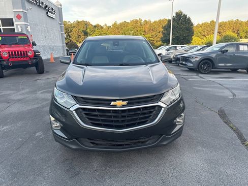 Used 2020 Chevrolet Equinox LT FWD image 2