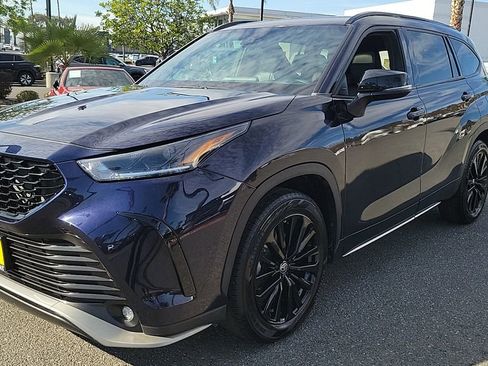 Used 2024 Toyota Highlander XSE image 10