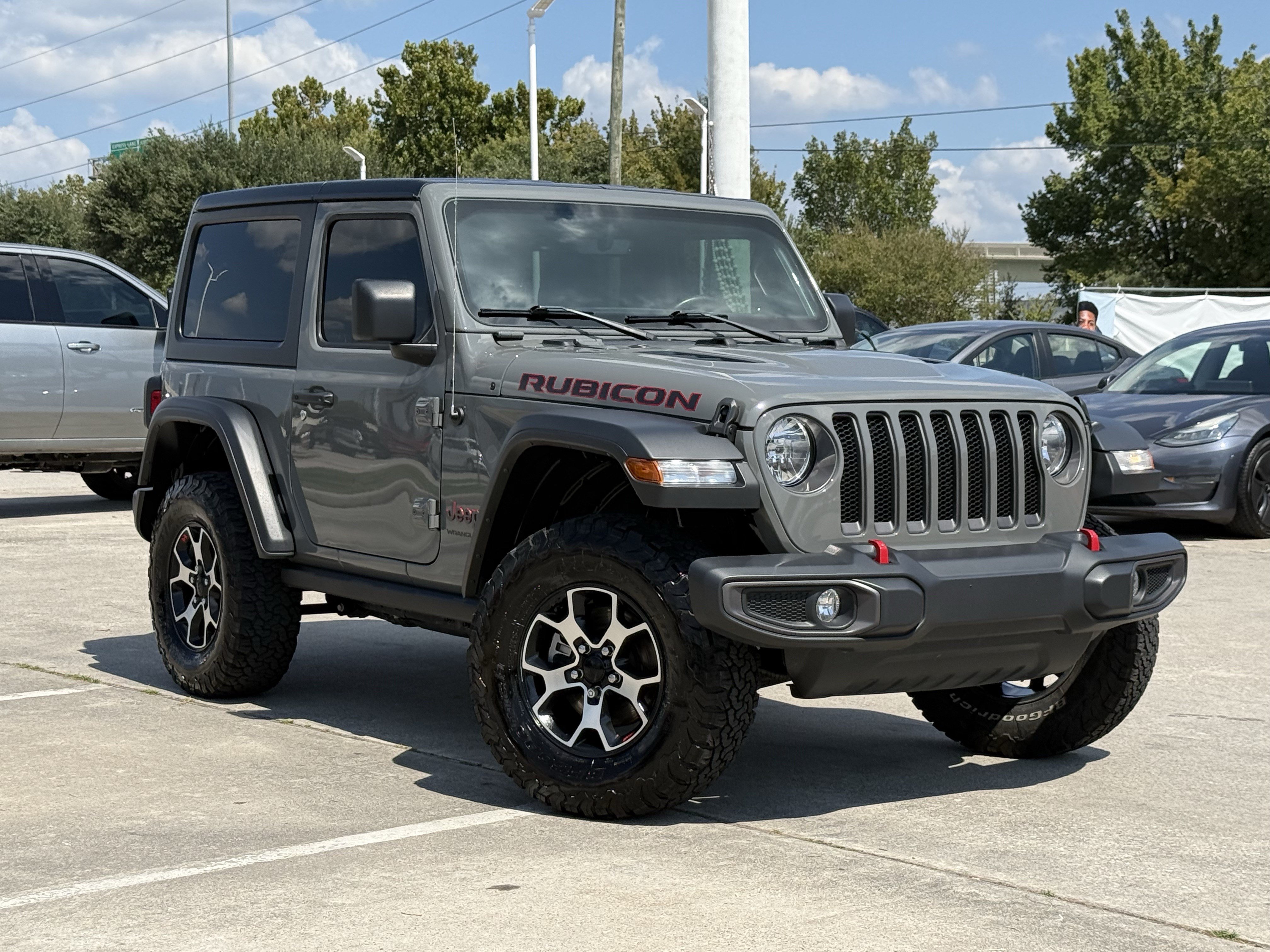 Used 2022 Jeep Wrangler Rubicon w/ Cold Weather Group AWD/4WD image 2