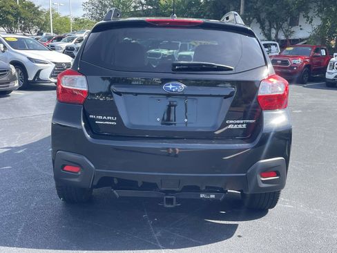 Used 2017 Subaru Crosstrek 2.0i Premium AWD/4WD image 6