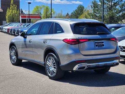 Used 2024 Mercedes-Benz GLC 300 4MATIC image 5