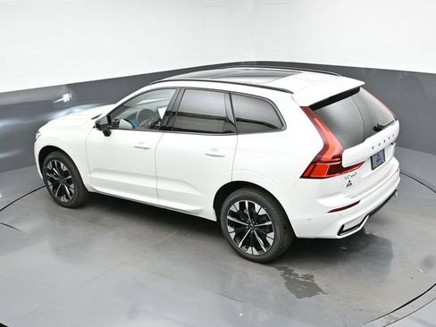 New 2027 Volvo XC60 B5 Plus AWD/4WD image 47