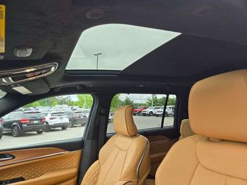 New 2026 Jeep Grand Cherokee L Summit AWD/4WD image 24