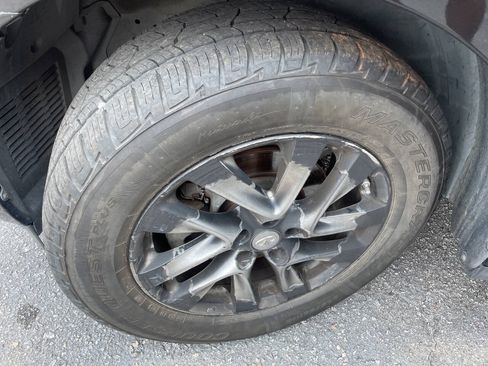Used 2013 INFINITI JX35 AWD image 24