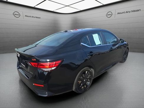 Certified 2025 Nissan Sentra SR w/ Midnight Edition FWD image 4