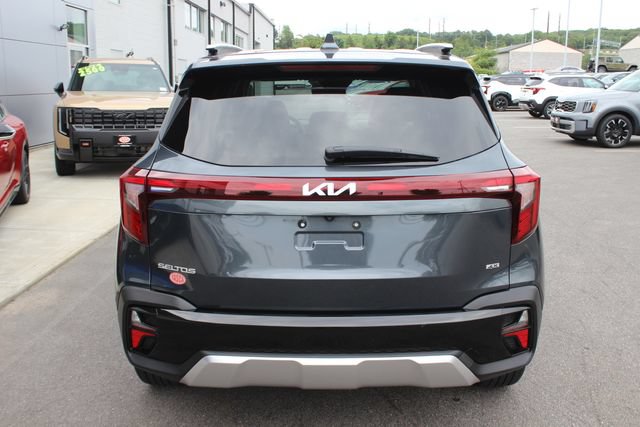 Used 2024 Kia Seltos S AWD/4WD image 28