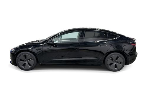 Certified 2023 Tesla Model 3 Standard Range RWD image 3