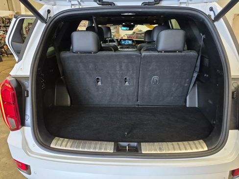 Used 2020 Hyundai Palisade Limited FWD image 18