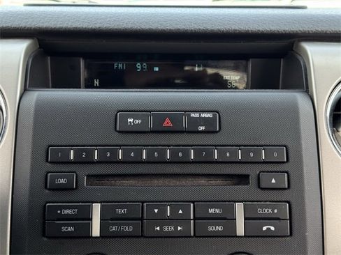 Used 2011 Ford F150 XLT w/ XLT Convenience Pkg image 17