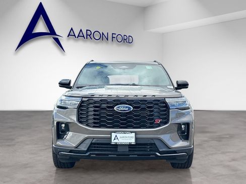 New 2026 Ford Explorer ST w/ Sun And Sound Package image 9