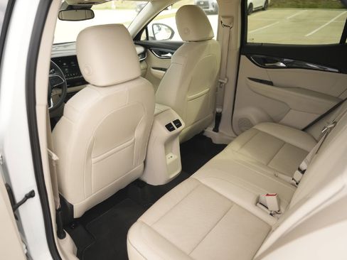 Used 2023 Buick Envision Essence image 26