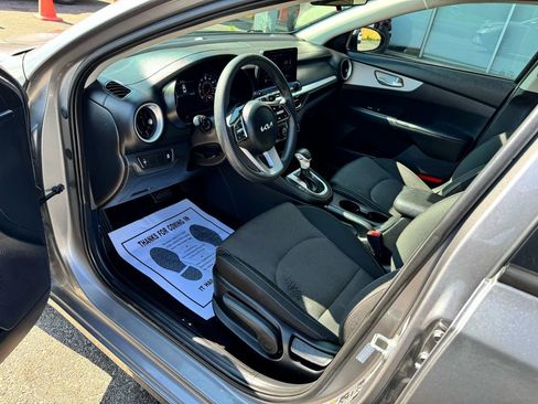Used 2024 Kia Forte LXS image 12