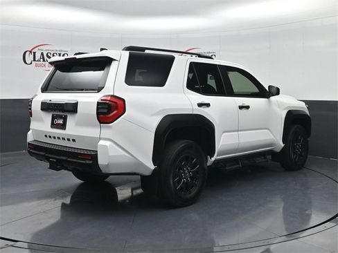 Used 2025 Toyota 4Runner SR5 image 7