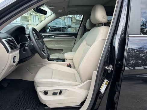 Used 2022 Volkswagen Atlas SE FWD image 11