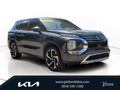 Used 2024 Mitsubishi Outlander SE Black Edition