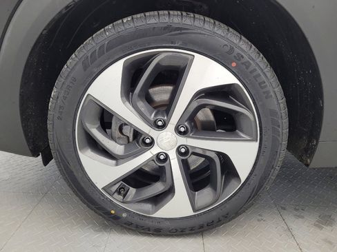 Used 2018 Hyundai Tucson Value AWD/4WD image 31