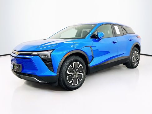 Used 2024 Chevrolet Blazer EV LT image 3