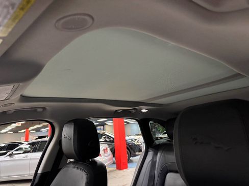 Used 2021 Jaguar F-PACE S image 37