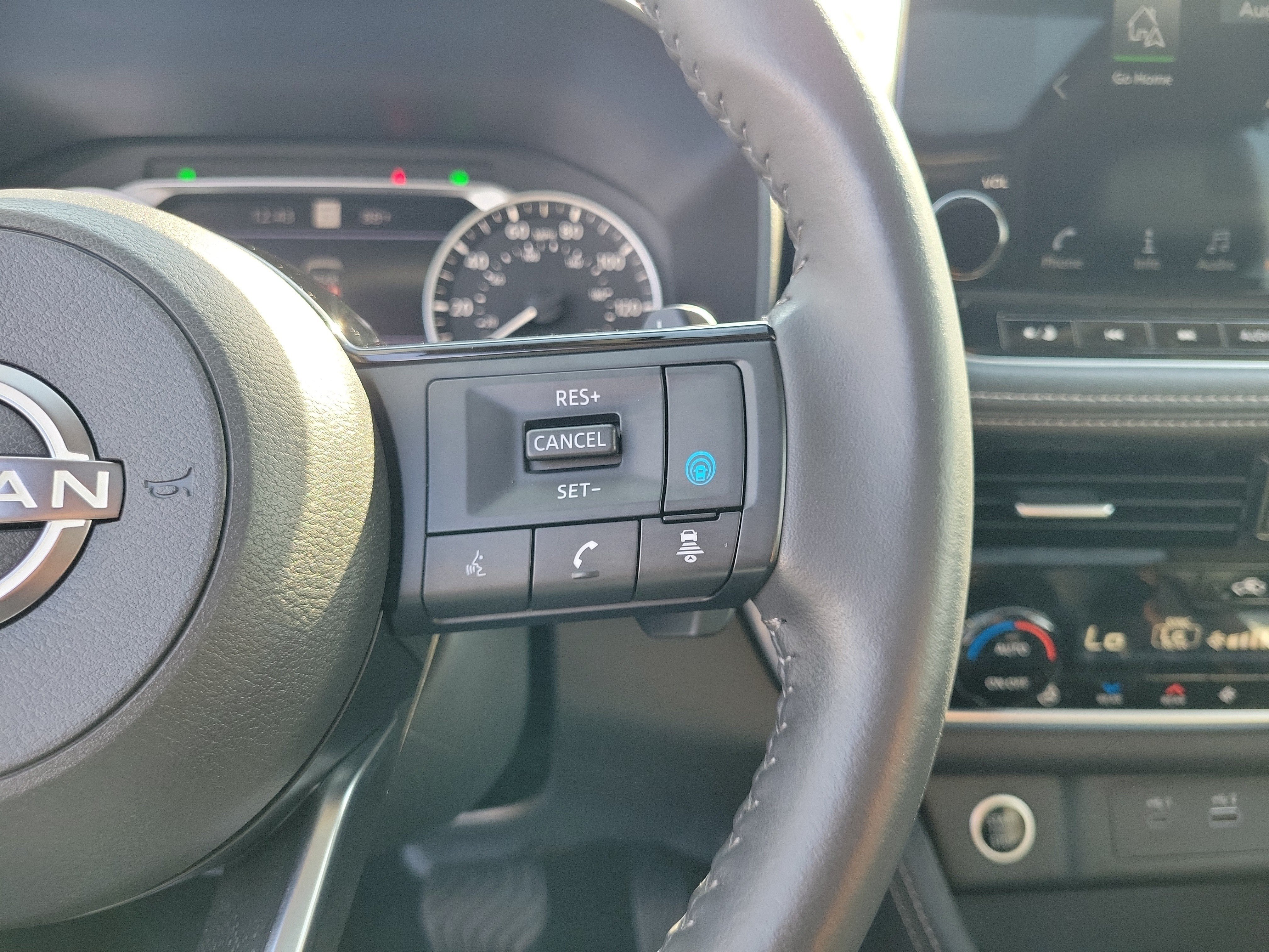 Certified 2023 Nissan Rogue SL w/ SL Premium Package AWD/4WD image 23