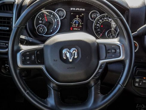 Used 2024 RAM 3500 Big Horn AWD/4WD image 28