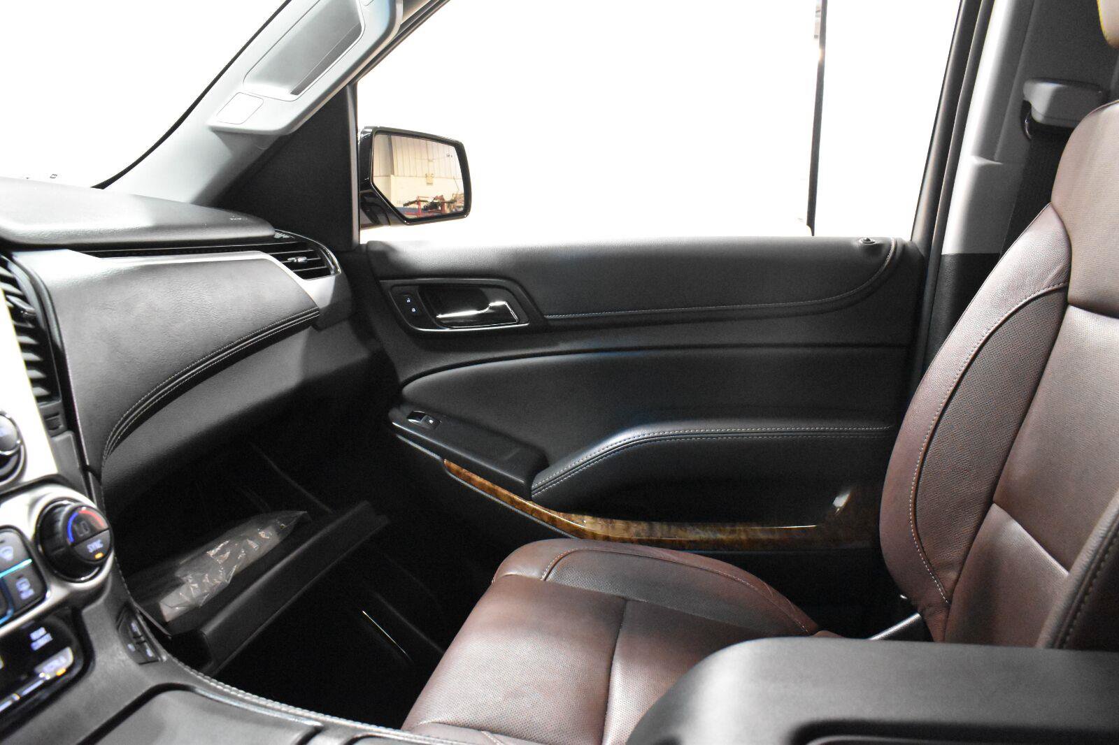 Used 2019 Chevrolet Tahoe Premier w/ Premier Plus Edition AWD/4WD image 20