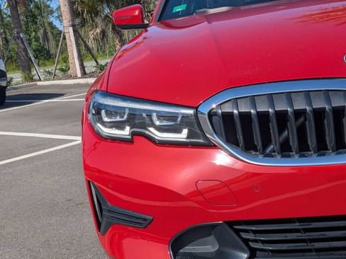 Used 2019 BMW 330i Sedan w/ Premium Package RWD image 9