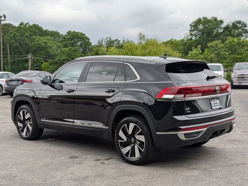 Used 2024 Volkswagen Atlas Cross Sport SEL AWD/4WD image 7