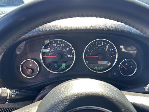 Used 2018 Jeep Wrangler Sport AWD/4WD image 4